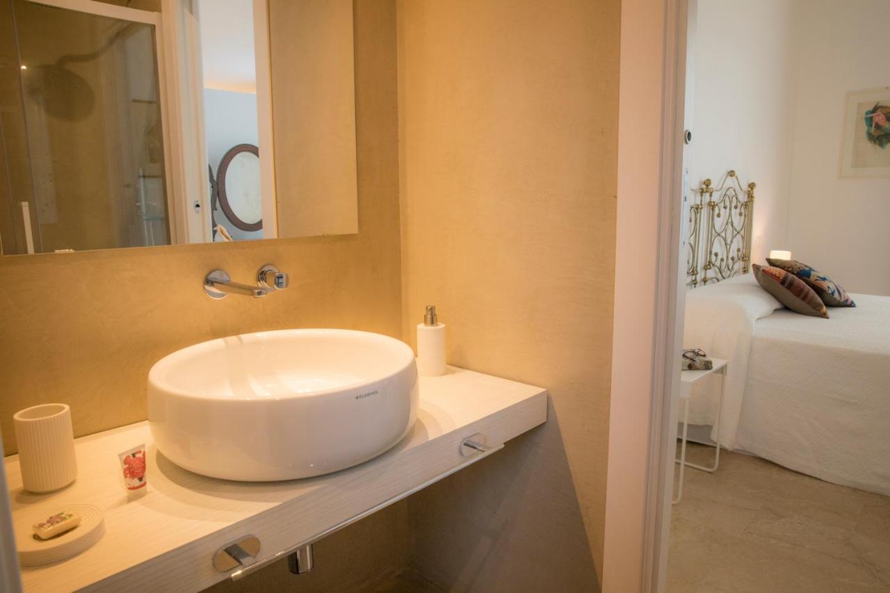 Residenza Lago Сиракуза Екстериор снимка