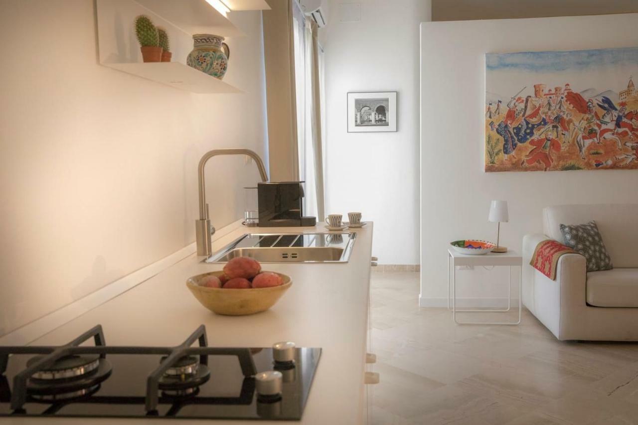 Residenza Lago Сиракуза Екстериор снимка